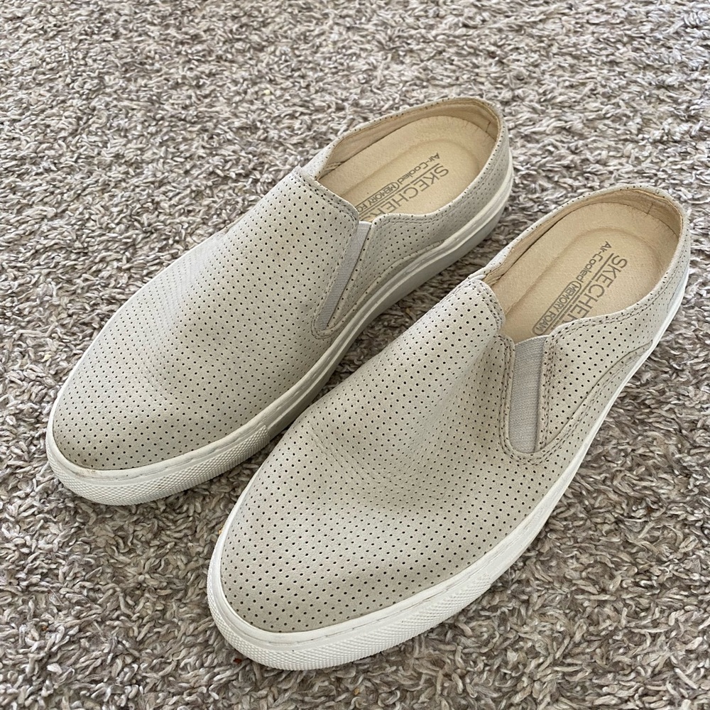 Women’s Skechers Slip On Shoes